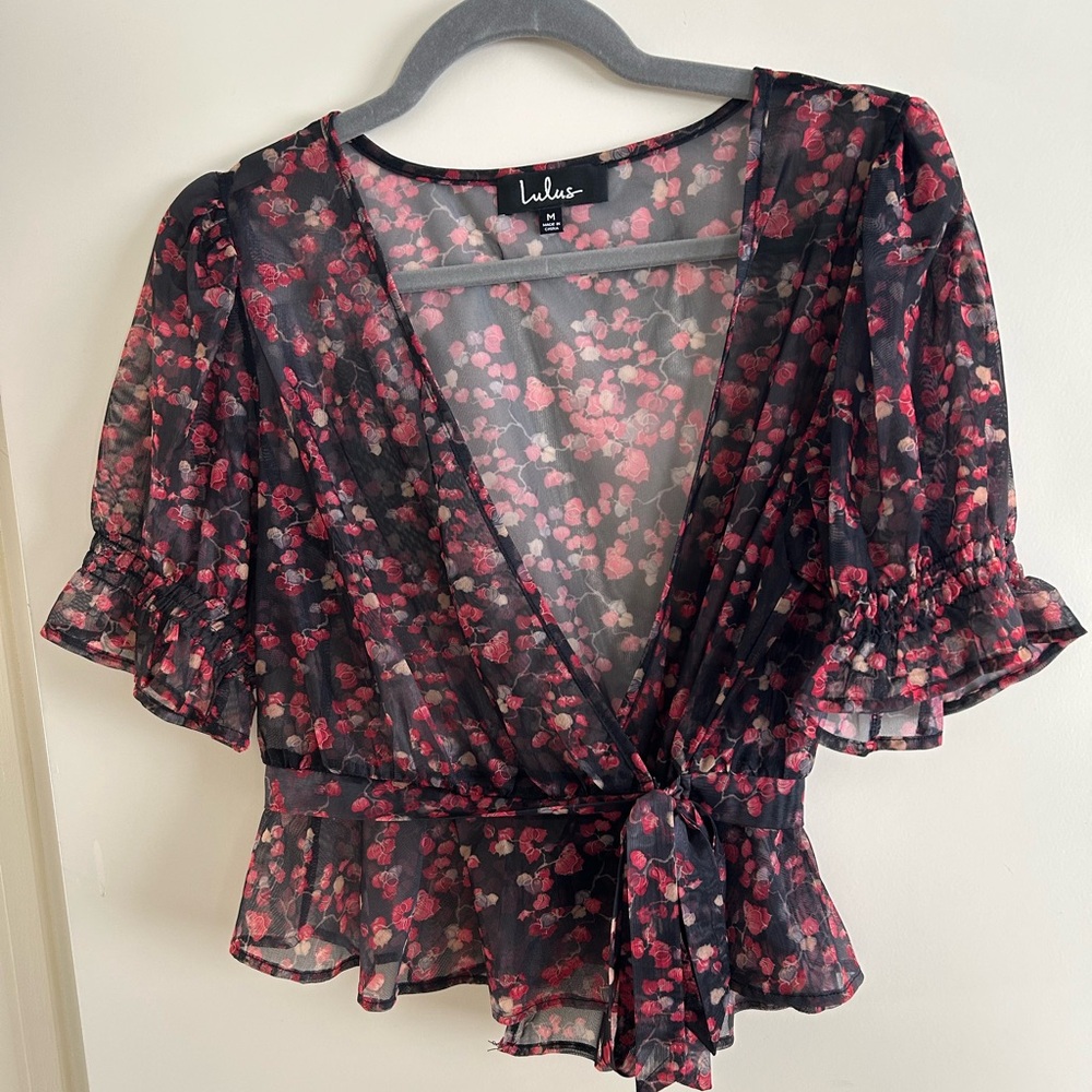 Lulus floral top